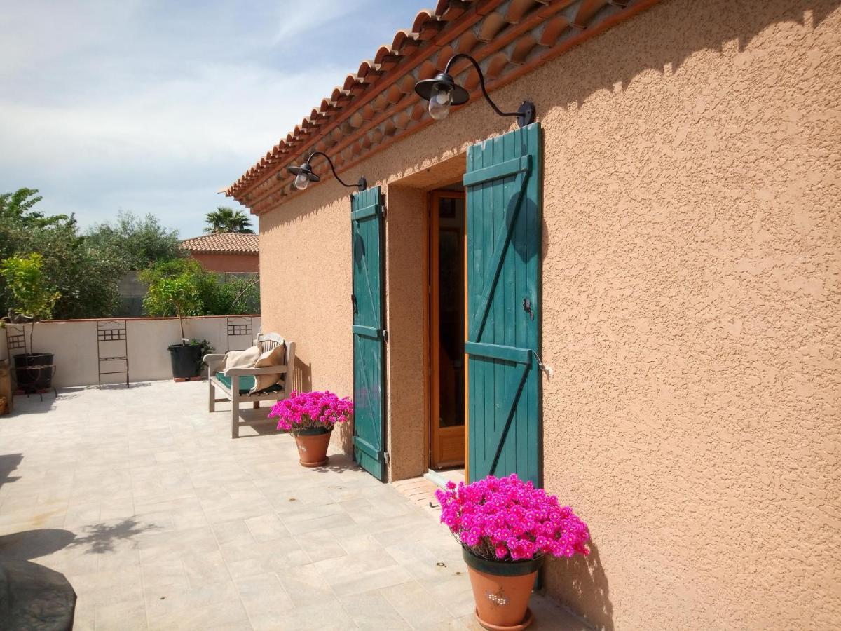 Olive View Villa Puissalicon Екстериор снимка