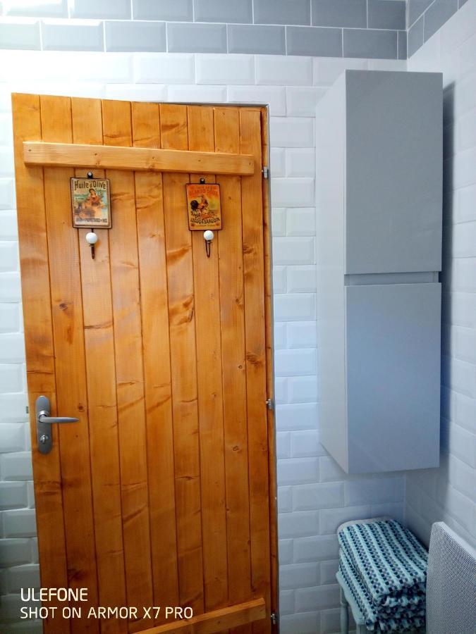 Olive View Villa Puissalicon Екстериор снимка
